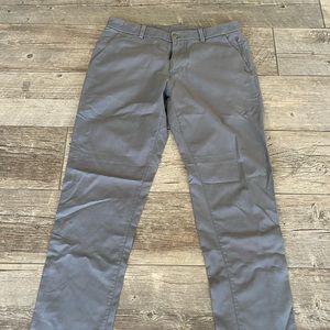 Like new Men’s lululemon grey slacks
